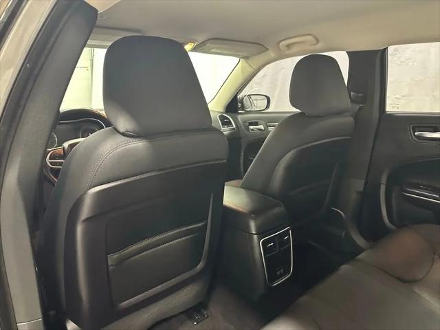 2019 Chrysler 300 Touring