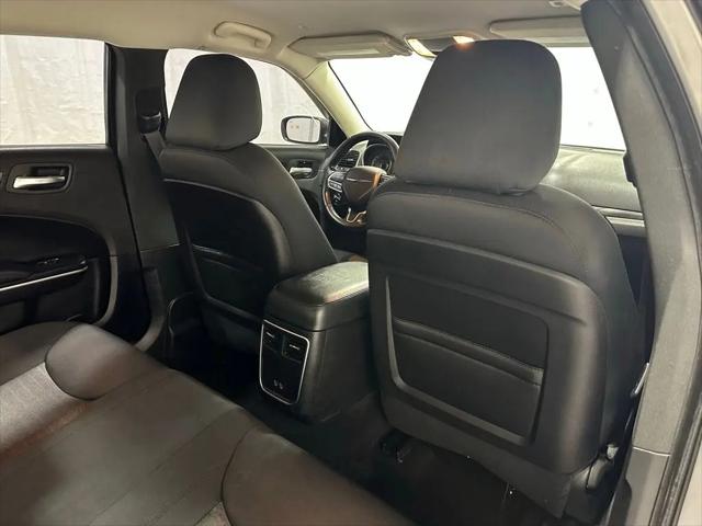 2019 Chrysler 300 Touring
