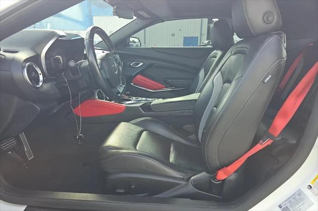 2023 Chevrolet Camaro RWD Convertible 2LT