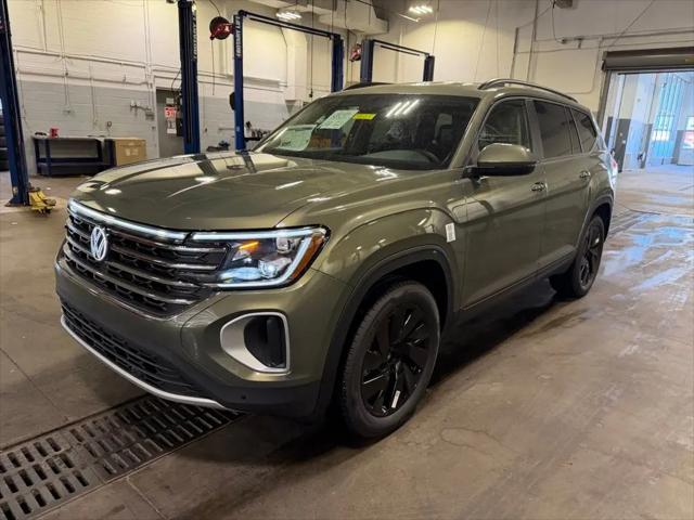 2026 Volkswagen Atlas SE with Technology for sale in Willoughby Hills, OH
