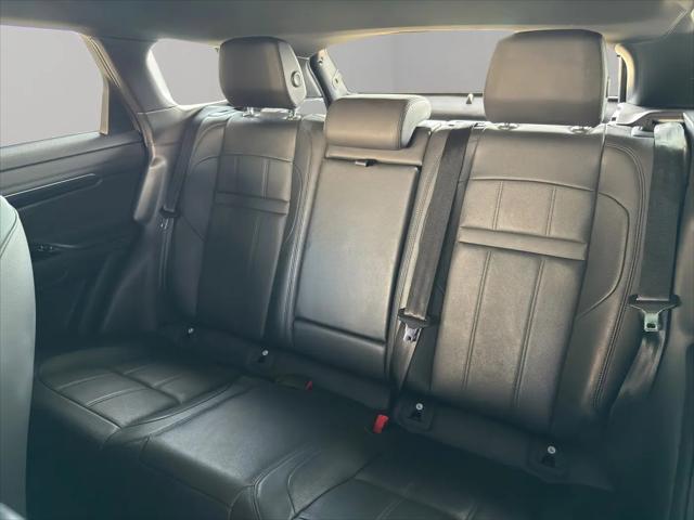 2022 Land Rover Range Rover Evoque R-Dynamic SE