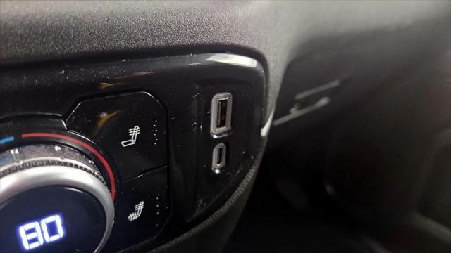 2024 GMC Sierra 1500 4WD Crew Cab Short Box Elevation with 3VL