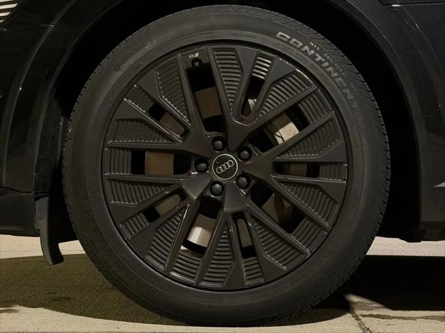 2024 Audi e-tron Prestige quattro