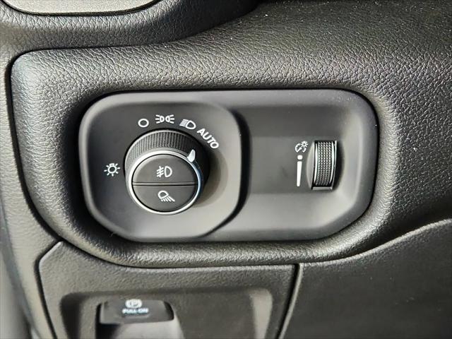 2026 Ram 1500 Warlock Crew Cab 4x4 57 Box