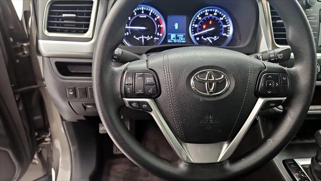 2016 Toyota Highlander LE