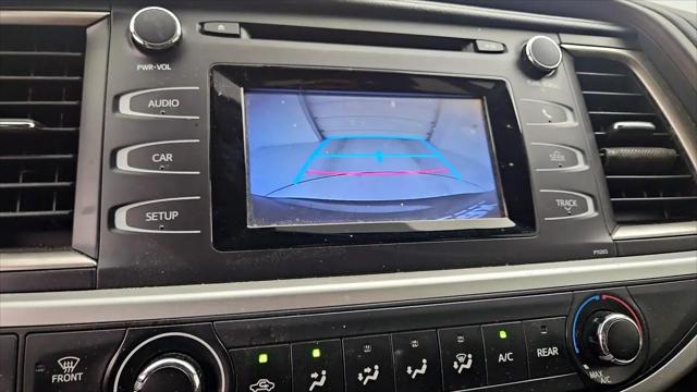 2016 Toyota Highlander LE