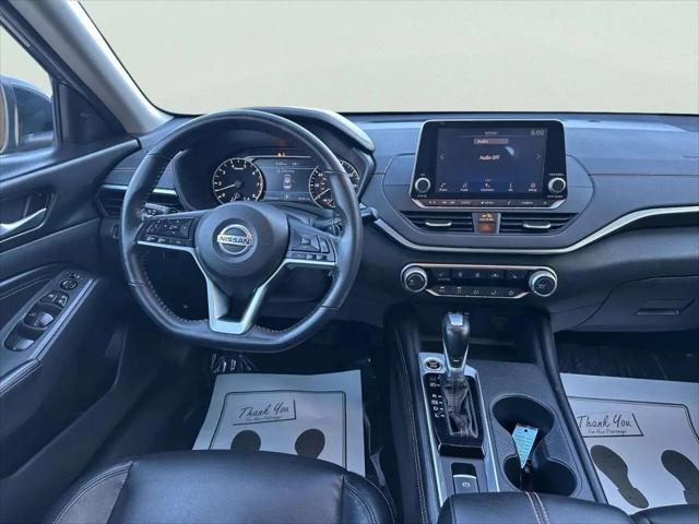 2022 Nissan Altima SR Intelligent AWD