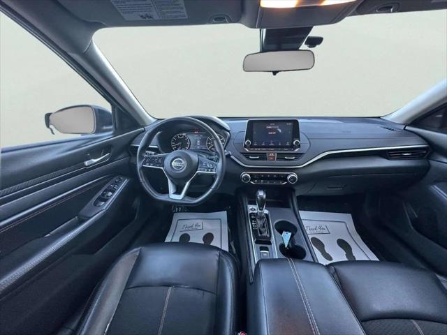 2022 Nissan Altima SR Intelligent AWD