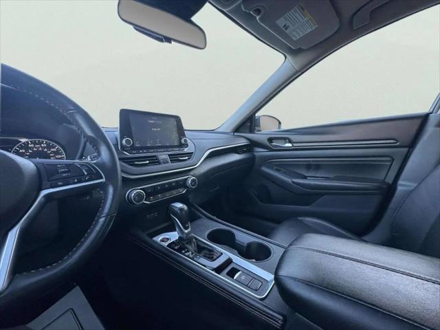 2022 Nissan Altima SR Intelligent AWD