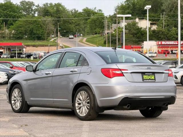 2013 Chrysler 200 Limited