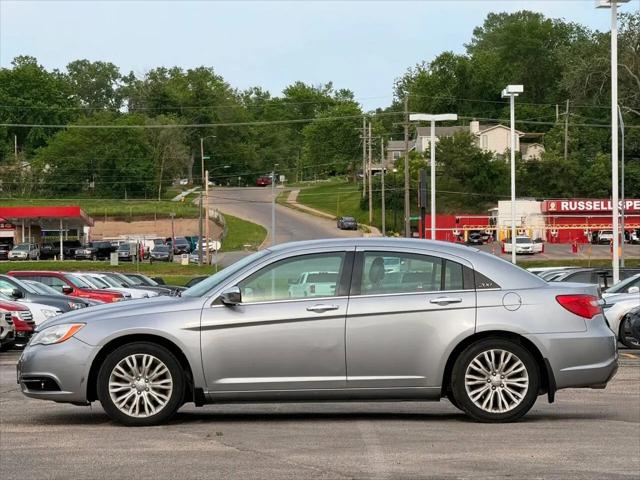 2013 Chrysler 200 Limited