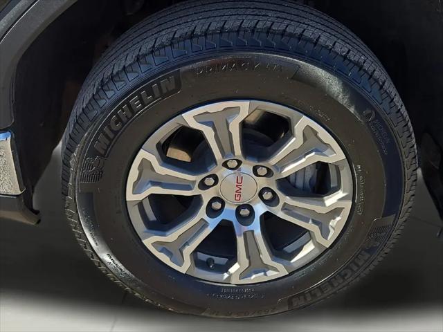 2025 GMC Sierra 1500 4WD Crew Cab Short Box SLT