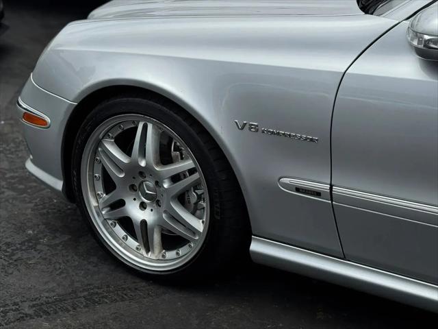2004 Mercedes-Benz E 55 AMG E 55 AMG
