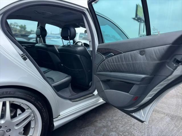 2004 Mercedes-Benz E 55 AMG E 55 AMG
