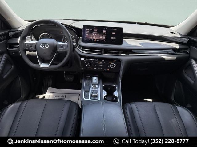 2023 INFINITI QX60 PURE