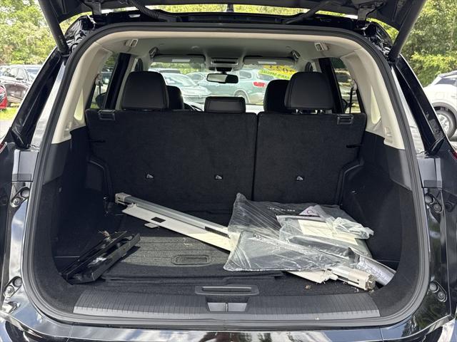 2024 Nissan Rogue SL FWD