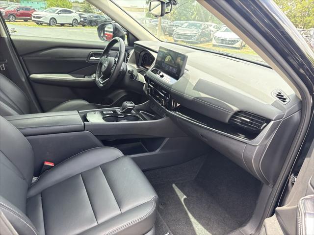 2024 Nissan Rogue SL FWD