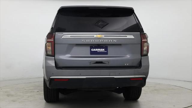 2022 Chevrolet Suburban 4WD LT