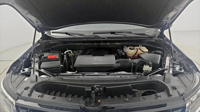 2022 Chevrolet Suburban 4WD LT