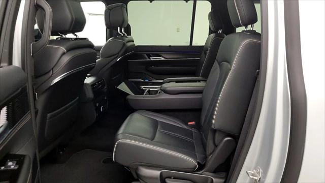 2024 Jeep Grand Wagoneer L Series II 4x4
