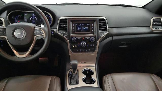 2017 Jeep Grand Cherokee Laredo 4x2