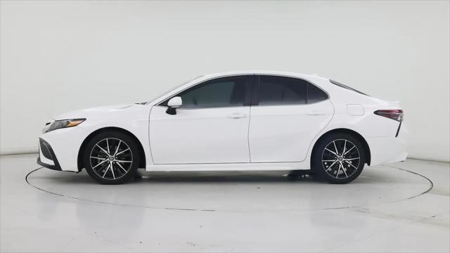 2023 Toyota Camry Hybrid SE