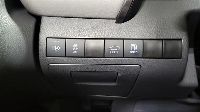 2023 Toyota Camry Hybrid SE