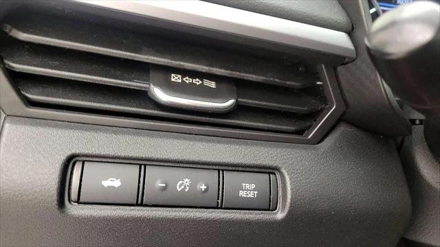 2022 Nissan Altima SR FWD