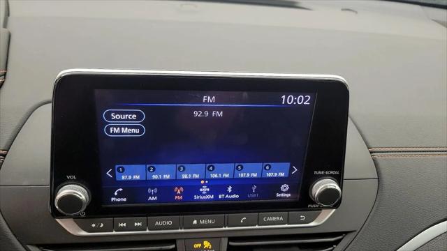 2022 Nissan Altima SR FWD