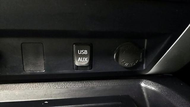 2016 Toyota Tundra SR5 5.7L V8