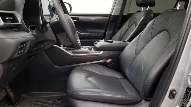 2024 Toyota Highlander Platinum