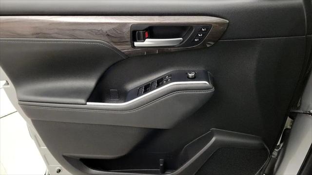 2024 Toyota Highlander Platinum