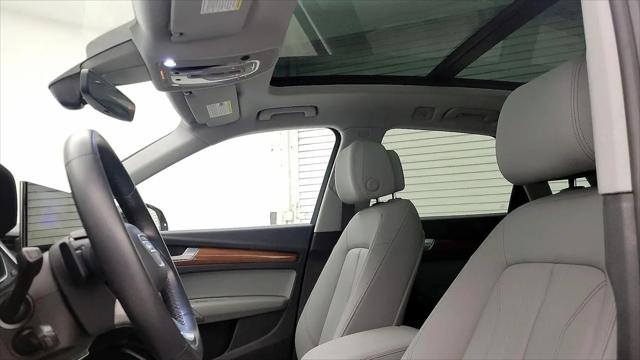 2023 Audi Q5 Premium 40 TFSI quattro S tronic