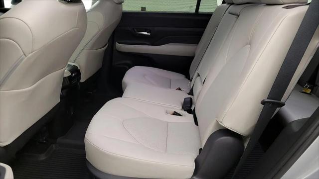 2025 Toyota Grand Highlander Hybrid XLE