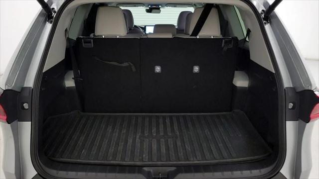 2025 Toyota Grand Highlander Hybrid XLE