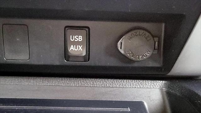 2016 Toyota Tundra SR5 5.7L V8