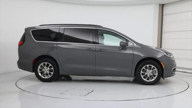 2022 Chrysler Pacifica Touring L AWD