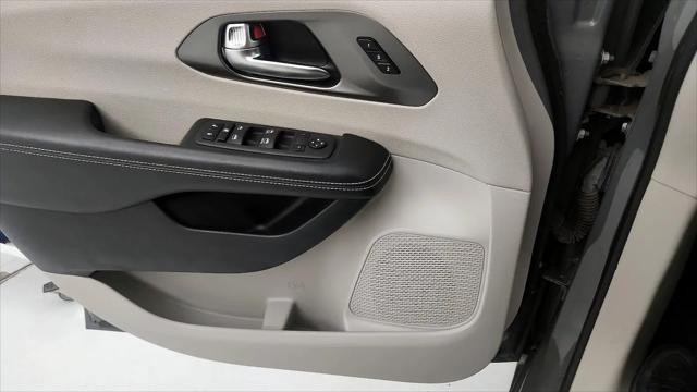 2022 Chrysler Pacifica Touring L AWD