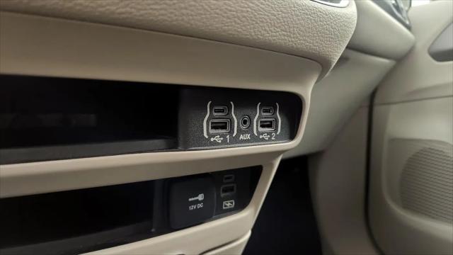 2022 Chrysler Pacifica Touring L AWD