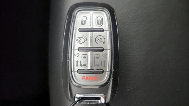 2022 Chrysler Pacifica Touring L AWD
