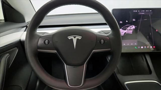2021 Tesla Model 3 Standard Range Plus Rear-Wheel Drive