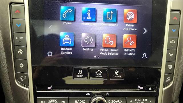2022 INFINITI Q60 LUXE AWD