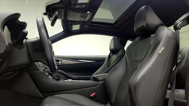 2022 INFINITI Q60 LUXE AWD