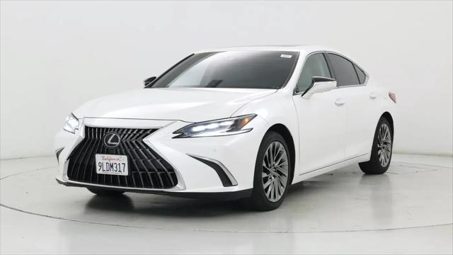 2024 Lexus ES 300h Luxury