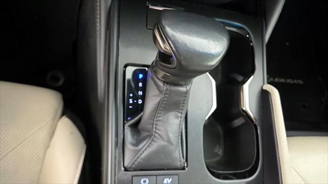 2024 Lexus ES 300h Luxury