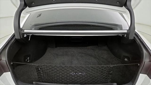 2024 Lexus ES 300h Luxury