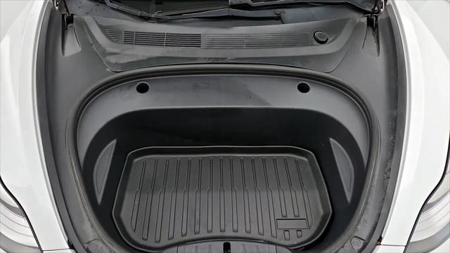 2021 Tesla Model 3 Standard Range Plus Rear-Wheel Drive