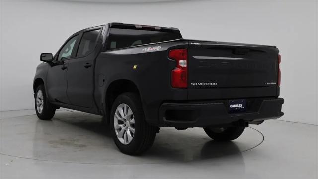 2023 Chevrolet Silverado 1500 4WD Crew Cab Short Bed Custom