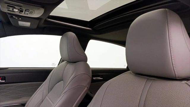 2020 Toyota Avalon Hybrid Limited