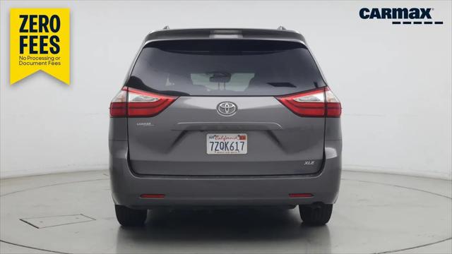 2017 Toyota Sienna XLE 8 Passenger